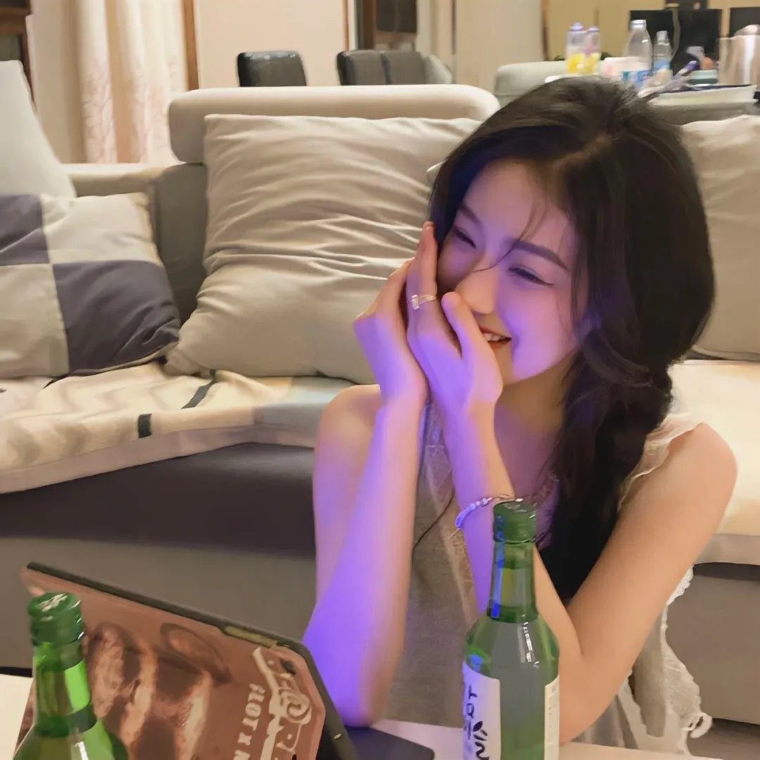 顶流男星又出大瓜：深夜共进晚餐，后援会发声明，前后半年